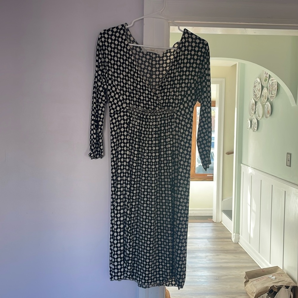 Max Studio white and black dress